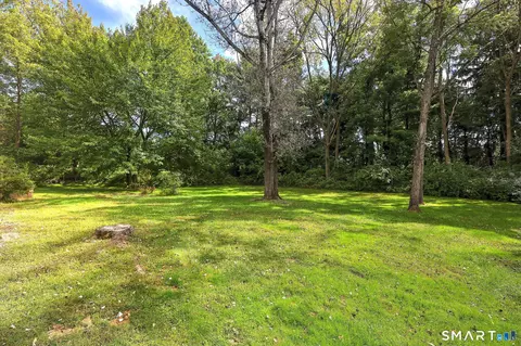 Exterior - 4 Osborn Ln, Monroe, CT 06468 photo 3 of 7