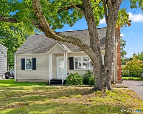 110 Randal Ave, West Hartford, CT 06110
