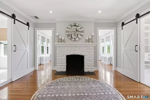 Entry Way - 207 Redding Rd, Redding, CT 06896 photo 4 of 5