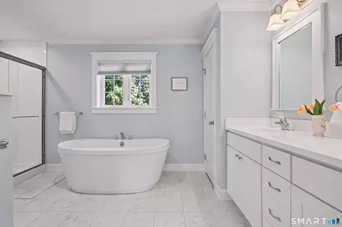 Bath - 2 12 Scribner Ave, Norwalk, CT 06854 photo 2 of 4