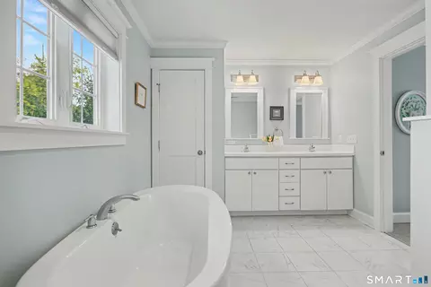 Bath - 2 12 Scribner Ave, Norwalk, CT 06854 photo 3 of 4
