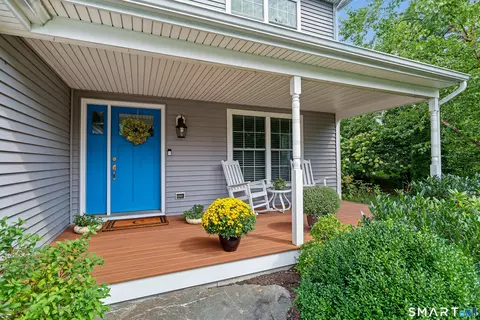 Exterior - 2 12 Scribner Ave, Norwalk, CT 06854 photo 2 of 6