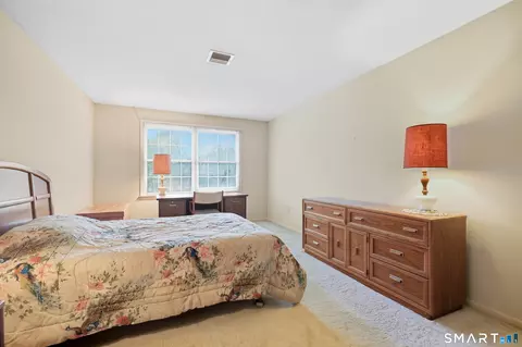 Bedroom - 157 Brighton Cir, Windsor, CT 06095 photo 6 of 6