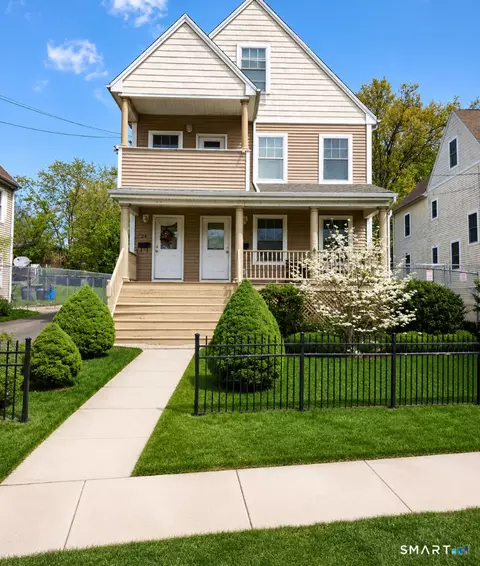 24-26 Grafton St, Hartford, CT 06106