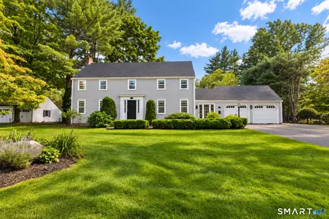 7 Cliffmore Rd, West Hartford, CT 06107