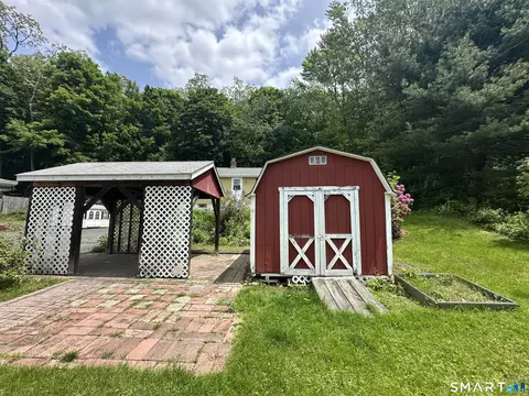 Exterior - 35 High St, Canton, CT 06019 photo 7 of 8