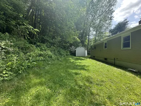 Exterior - 35 High St, Canton, CT 06019 photo 6 of 8
