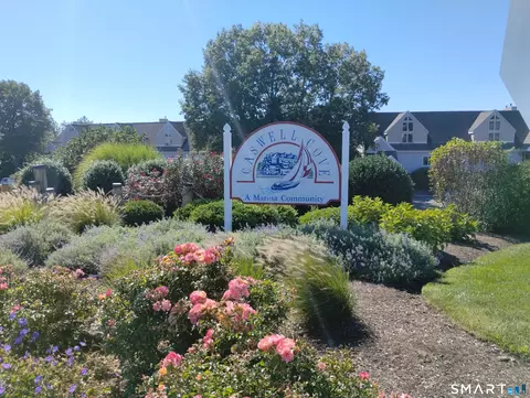 1427 Windward Rd #1427, Milford, CT 06461
