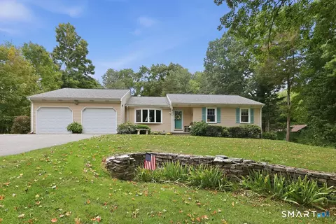 878 Mott Hill Rd, Glastonbury, CT 06073