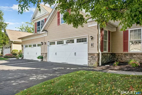 Other - 17 Watkins Dr #17, Sandy Hook, CT 06482 photo 10 of 10
