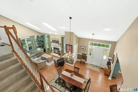 Entry Way - 17 Watkins Dr #17, Sandy Hook, CT 06482 photo 2 of 3
