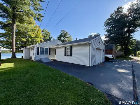 Exterior - 204 Pine Hollow Rd, Killingly, CT 06241 photo 2 of 8