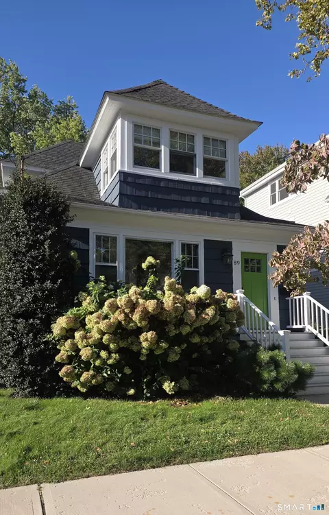 89 Fayerweather Ter, Bridgeport, CT 06605