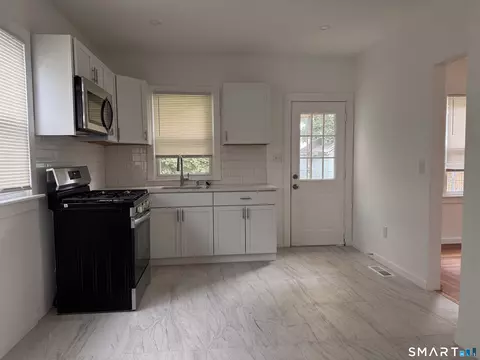 Entry Way - 82 Helen St, Hamden, CT 06514 photo 1 of 1