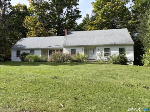 101 Partridgetown Rd, Naugatuck, CT 06770