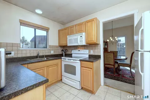 149 Heritage Vlg #A, Southbury, CT 06488