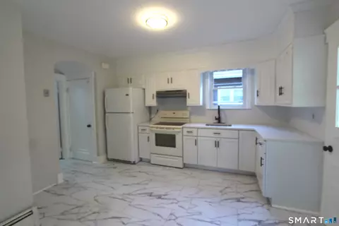 Kitchen - 53 Park Rd, Hamden, CT 06517 photo 1 of 3