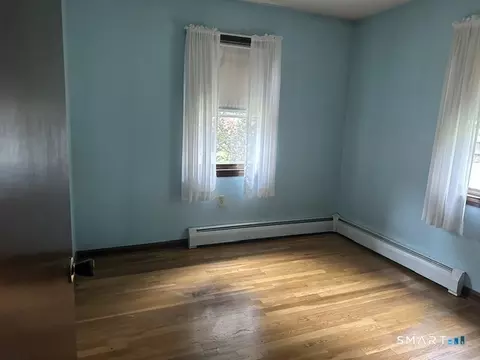 Bedroom - 30 Mapleshade Ave, Plainfield, CT 06374 photo 3 of 3