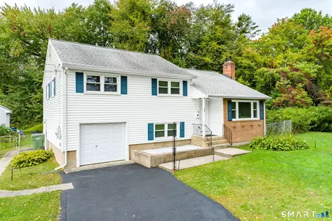 34 Grande Ave, Windsor, CT 06095