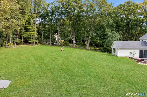 Exterior - 20 Hydelor Ave, Prospect, CT 06712 photo 5 of 7