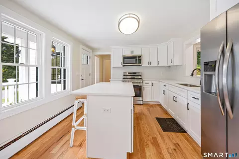 Kitchen - 20 Hydelor Ave, Prospect, CT 06712 photo 1 of 3
