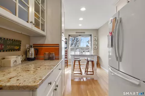 Kitchen - 177 Julia Ct #177, Sandy Hook, CT 06482 photo 4 of 4