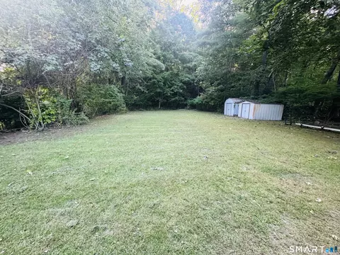 Exterior - 11 Ash St, Putnam, CT 06260 photo 3 of 8