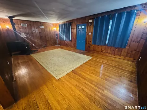 Living - 11 Ash St, Putnam, CT 06260 photo 2 of 2