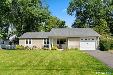 148 Brewster Rd, West Hartford, CT 06117