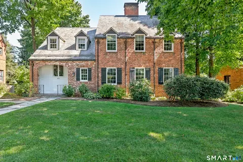 280 Steele Rd, West Hartford, CT 06117