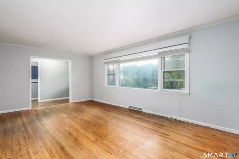 Living - 40 Kellogg St, Brookfield, CT 06804 photo 2 of 2