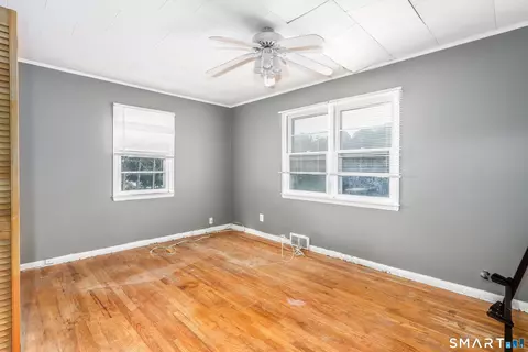Bedroom - 40 Kellogg St, Brookfield, CT 06804 photo 1 of 5