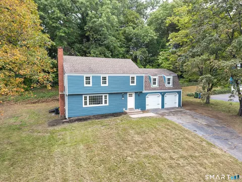 167 Carriage Dr, Glastonbury, CT 06033