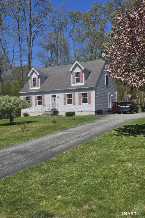 Exterior - 66 High Meadow Dr, Plainfield, CT 06374 photo 3 of 5