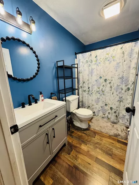 Bath - 66 High Meadow Dr, Plainfield, CT 06374 photo 1 of 2