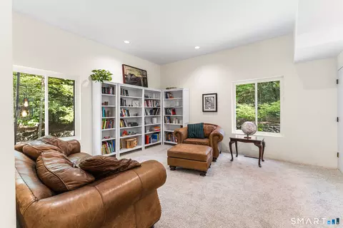 Other - 779 Deer Run Ln, Orange, CT 06477 photo 2 of 8