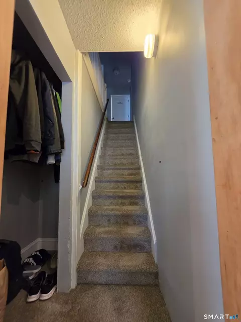 Entry Way - 85 Robertson Ave, Killingly, CT 06239 photo 4 of 10