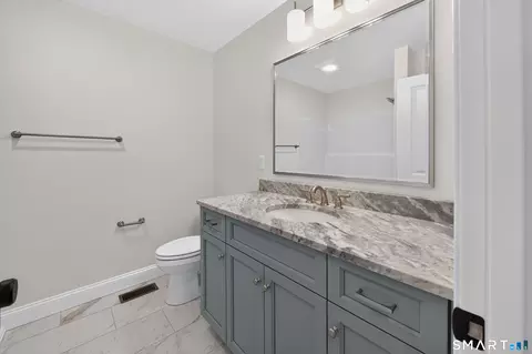 Bath - 10 Maple Ave, Bristol, CT 06010 photo 4 of 5