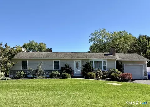 207 Manor Rd, Plantsville, CT 06479