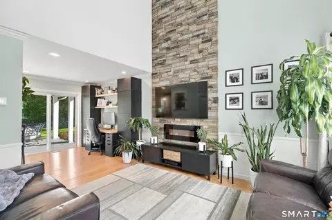 Living - 101 Deercrest Dr, Torrington, CT 06790 photo 3 of 4