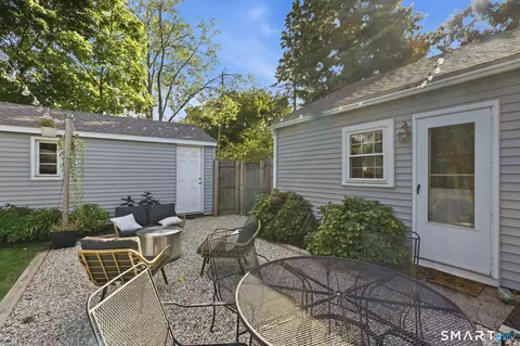 Exterior - 190 Old County Rd, Windsor Locks, CT 06096 photo 5 of 11