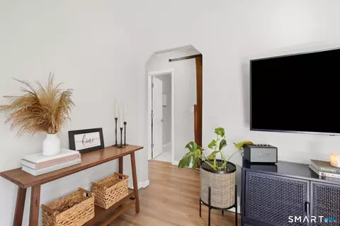 Entry Way - 190 Old County Rd, Windsor Locks, CT 06096 photo 1 of 3