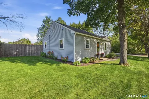 Exterior - 190 Old County Rd, Windsor Locks, CT 06096 photo 11 of 11