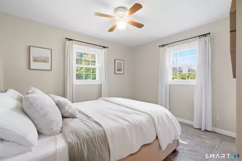 Bedroom - 190 Old County Rd, Windsor Locks, CT 06096 photo 1 of 5