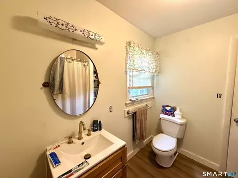 Bath - 78 Hammond Hill Rd, Hampton, CT 06247 photo 3 of 3