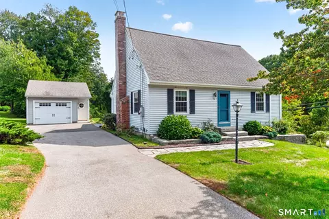 534 Hopewell Rd, Glastonbury, CT 06073