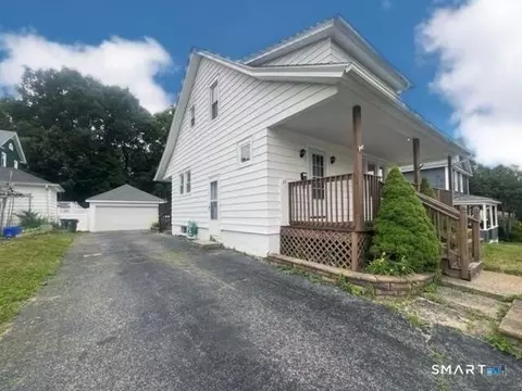 39 Geer Ave, Norwich, CT 06360