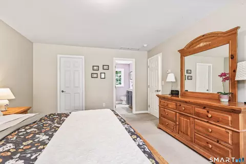 Bedroom - 53 Howard Ln, Thomaston, CT 06787 photo 6 of 7