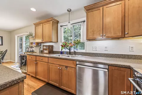 Kitchen - 53 Howard Ln, Thomaston, CT 06787 photo 3 of 5