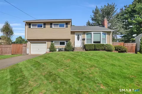 221 Monroe St, East Hartford, CT 06118